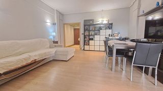 Piso en venta en San Pedro de Deusto-La Ribera en Bilbao