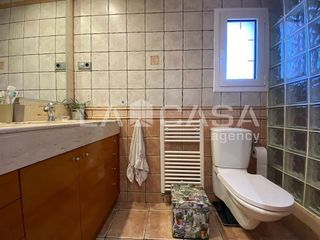 Ático en venta en Fondo en Santa Coloma de Gramanet