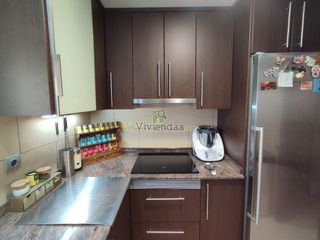 Chalet en venta en Vallirana