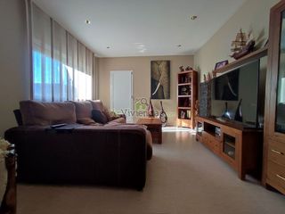 Chalet en venta en Vallirana