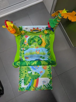 Alfombra de actividades para bebés