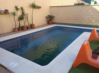 Chalet en venta en La Granja-La Colina-Los Pastores en Algeciras