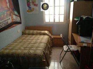 Casa adosada en venta en Peñamefecit - Avda Barcelona en Jaén