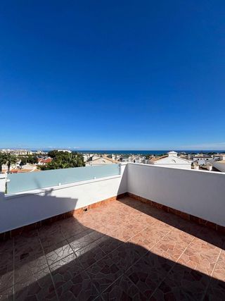 Casa adosada en venta en Nueva Torrevieja - Aguas Nuevas en Torrevieja
