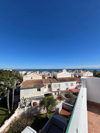 Casa adosada en venta en Nueva Torrevieja - Aguas Nuevas en Torrevieja