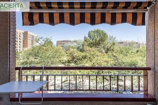 Piso en venta en Camino de Ronda - Rosaleda en Granada