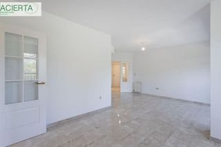 Piso en venta en Camino de Ronda - Rosaleda en Granada