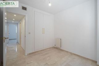 Piso en venta en Camino de Ronda - Rosaleda en Granada