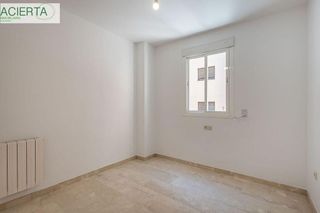 Piso en venta en Camino de Ronda - Rosaleda en Granada