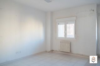 Piso en venta en La Almozara en Zaragoza