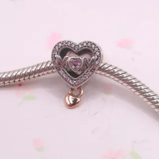 Charm Corazón Mamá con Corazón Rosa