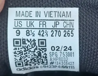 Zapatillas Adidas Negras y Blancas