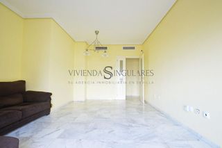 Piso en venta en Colores - Entreparques en Sevilla