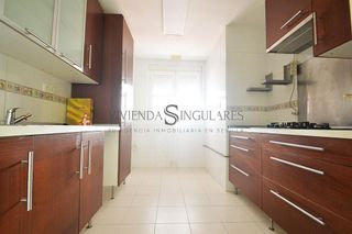 Piso en venta en Colores - Entreparques en Sevilla