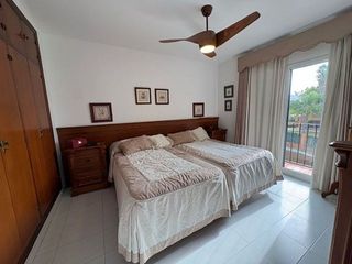 Casa pareada en venta en La Granja-La Colina-Los Pastores en Algeciras