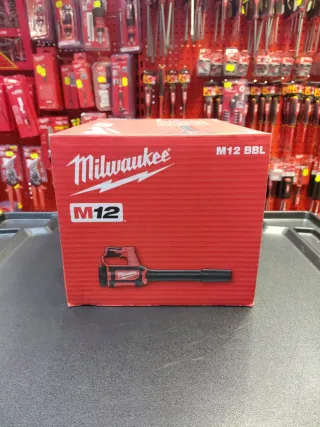 Soplador Milwaukee M12 BBL