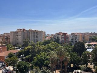 Piso en venta en La Luz - El Torcal en Málaga