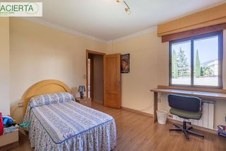 Chalet en venta en Gójar