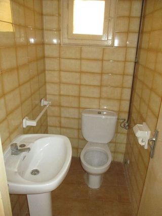 Casa adosada en venta en Caspe