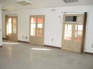 Casa adosada en venta en Caspe