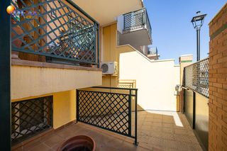 Casa adosada en venta en Ogíjares