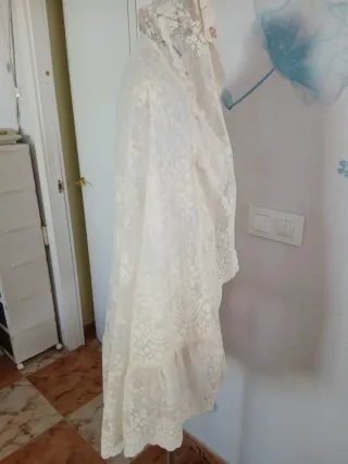 Mantilla de fallera a estrenar