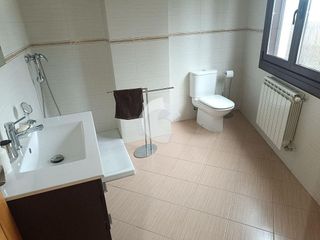 Casa pareada en venta en San Cibrao das Viñas