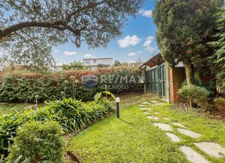 Chalet en venta en Matamá - Beade - Bembrive - Valádares - Zamáns en Vigo