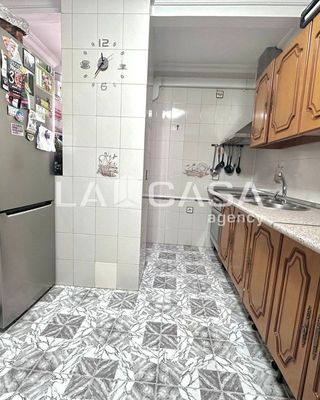 Piso en venta en Tres Huertas - El Torrejón - El Cerezo en Sevilla