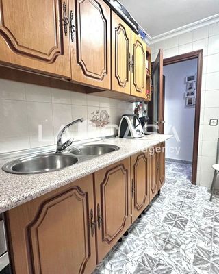 Piso en venta en Tres Huertas - El Torrejón - El Cerezo en Sevilla