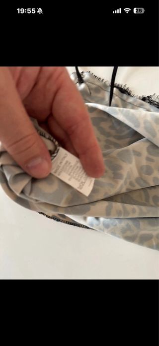 Blusa de mujer con estampado de leopardo