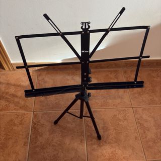 Atril para partituras ajustable