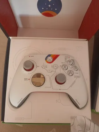 Pack Starfield Mando y Auriculares Xbox