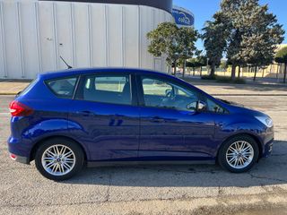 FORD C-MAX 125CV A PARTIR DE **199€/MES**