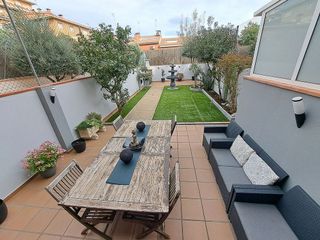 Casa adosada en venta en Vista Alegre en Mataró