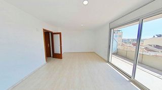 Piso en venta en Segle XX en Terrassa