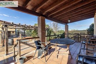 Chalet en venta en Zubia (La)