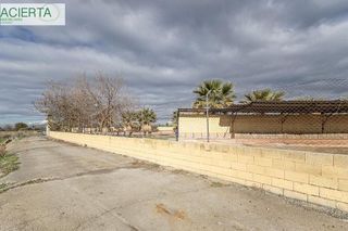 Chalet en venta en Zubia (La)