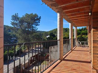 Chalet en venta en Corbera de Llobregat