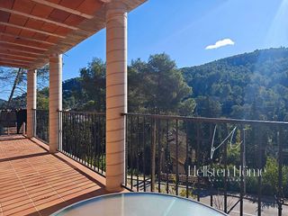 Chalet en venta en Corbera de Llobregat