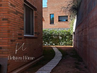 Chalet en venta en Corbera de Llobregat