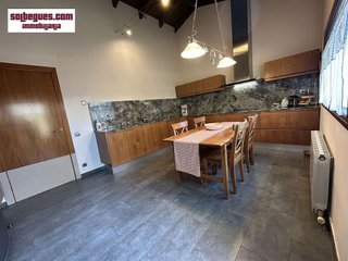 Chalet en venta en Begues