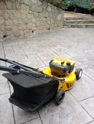 Cortacésped gasolina