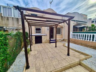 Casa adosada en venta en Los Balcones - Los Altos del Edén en Torrevieja