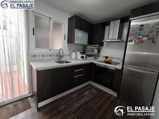 Chalet en venta en Linares