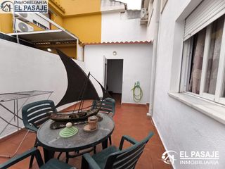 Chalet en venta en Linares