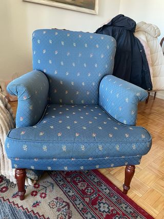 Sofá 2 plazas + 2 sillones tela con patas de mader