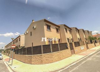 Casa adosada en venta en Miguelturra