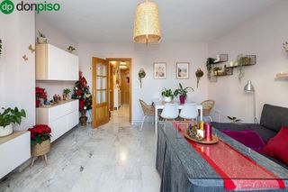 Chalet en venta en Zubia (La)