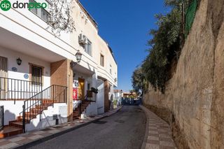 Chalet en venta en Zubia (La)